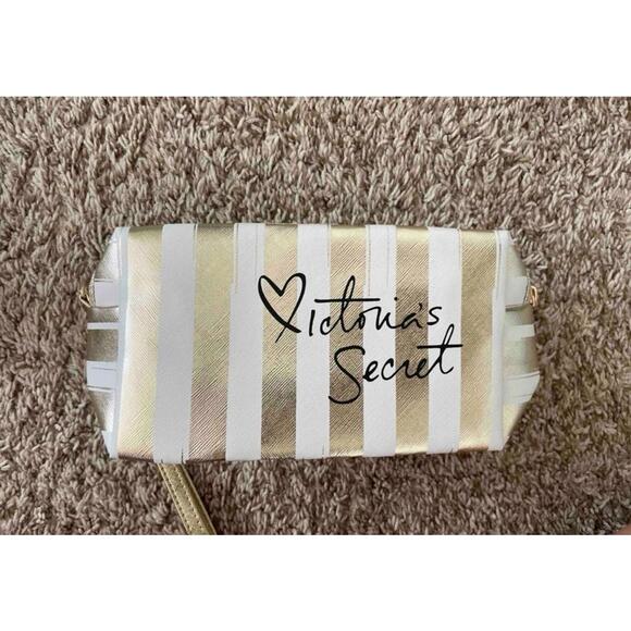 Handbags - makeup bag